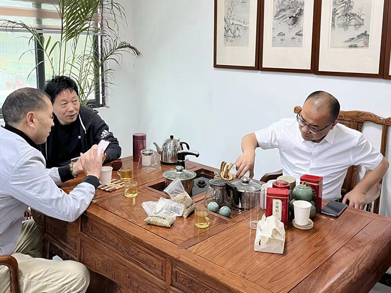 客戶(hù)來(lái)訪(fǎng)一起喝茶